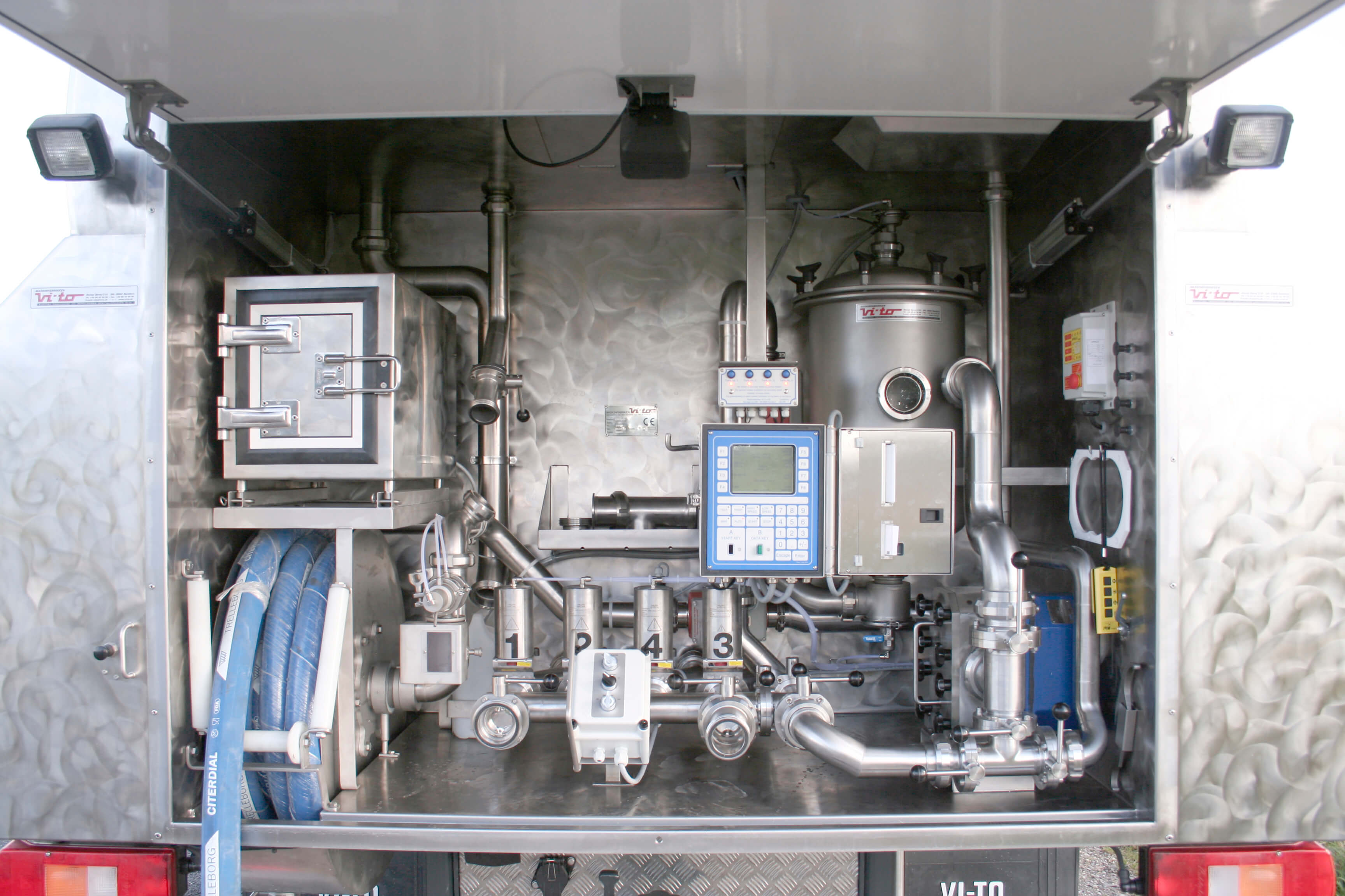 Pumping cabin with S12 Computer